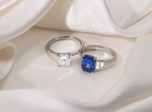 Exploring the Eternal Brilliance of Sapphire Halo Engagement Rings